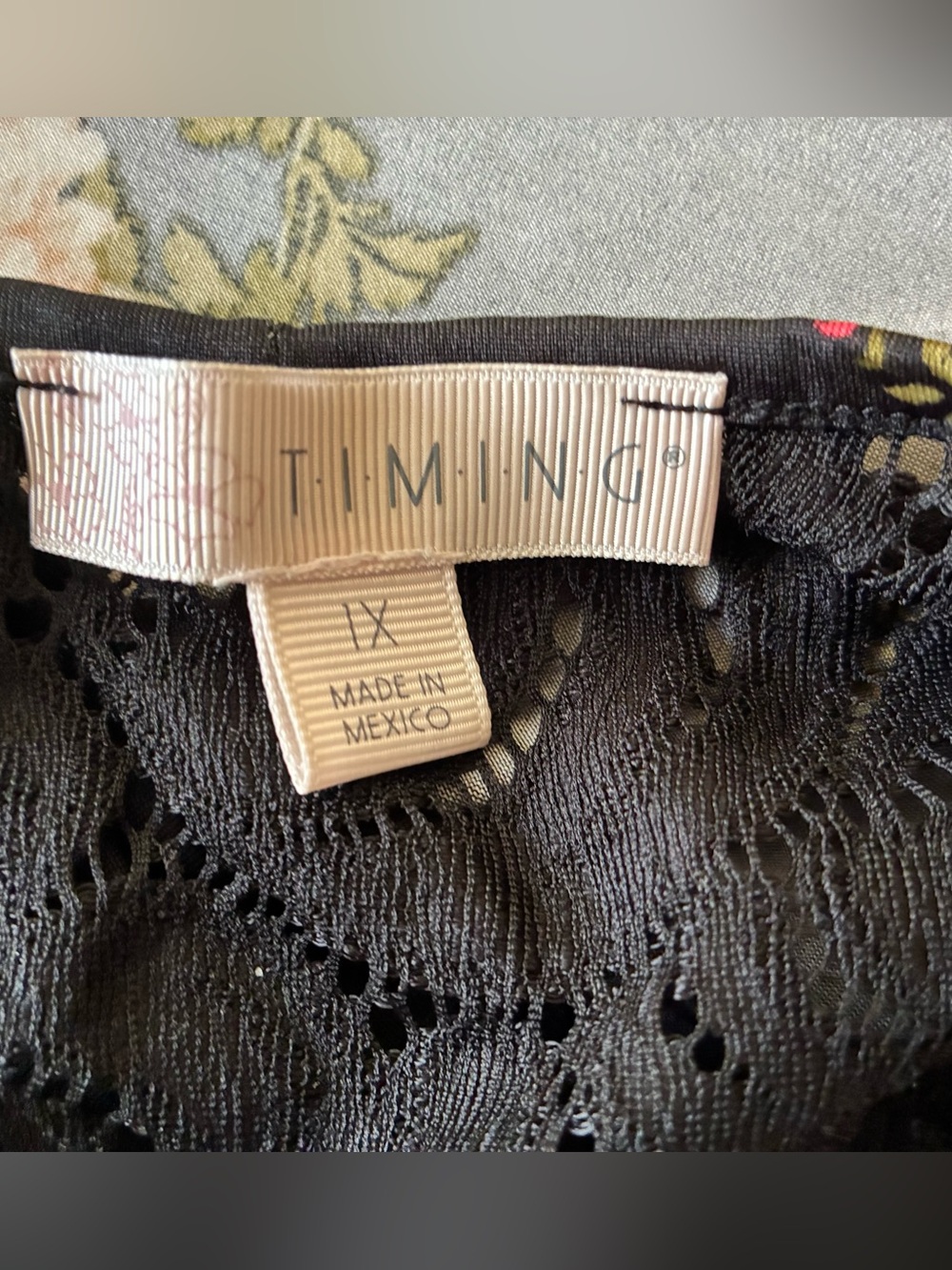 TIMING sheer lace floral flowy top - Picture 3 of 3
